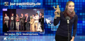 Pia Tiedeken präsentiert den Beitrag über die Niedersachsen Filmklappe