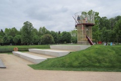 040